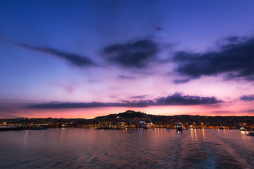 18 - LA SERA SUL PORTO DI NAPOLI.jpg